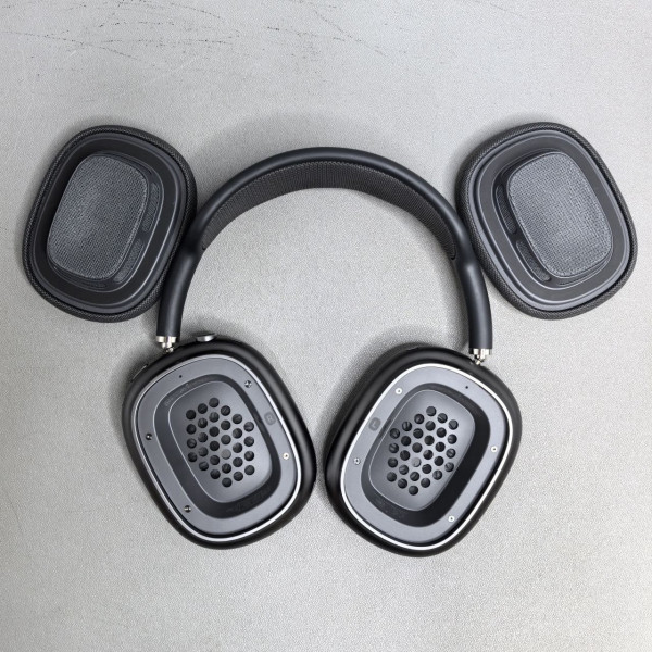 Беспроводные наушники Apple AirPods Max A2096, Bluetooth, накладные, серый космос [mgyh3za/a]