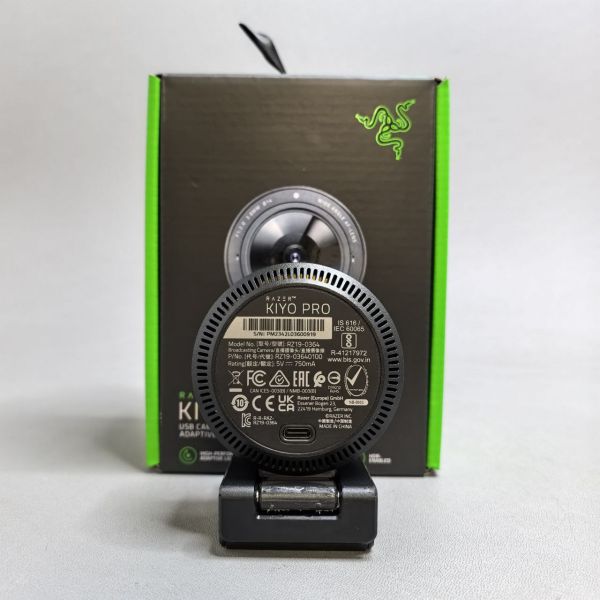 Веб-камера Razer Kiyo Pro 