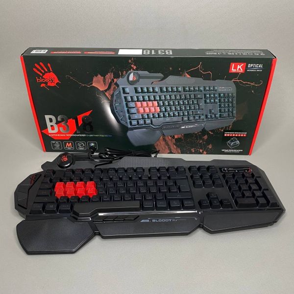 Игровая клавиатура Bloody B318 Light Strike черный