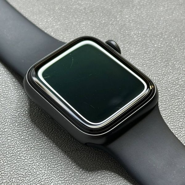 Смарт-часы Apple Watch SE A2351 40мм OLED, серый космос