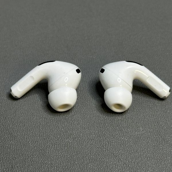 Беспроводные наушники Apple AirPods Pro 2 (2023) MagSafe Charging Case (USB C)