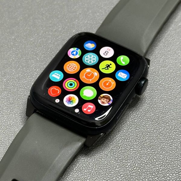 Умные часы Apple Watch Series SE Gen 2 44 мм Aluminium Case GPS, midnight