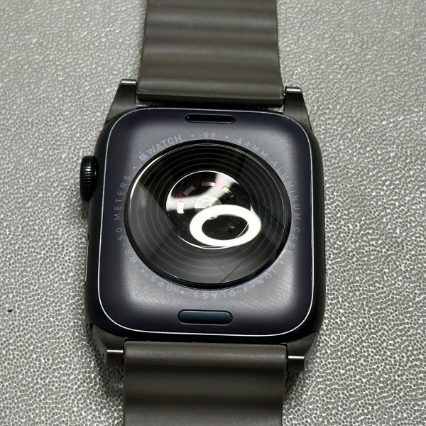 Умные часы Apple Watch Series SE Gen 2 44 мм Aluminium Case GPS, midnight