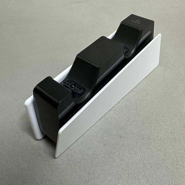 Зарядная станция Sony для двух DualSense CFI-ZDS1