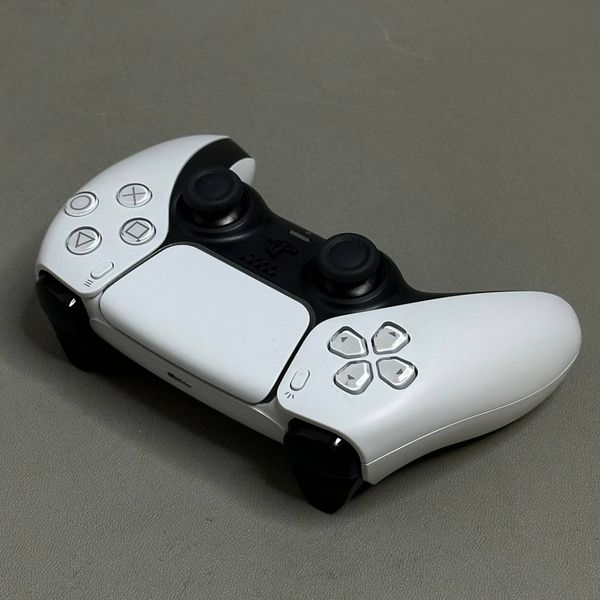 Беспроводной контроллер PlayStation 5 DualSense (CFI-2CT1G), белый