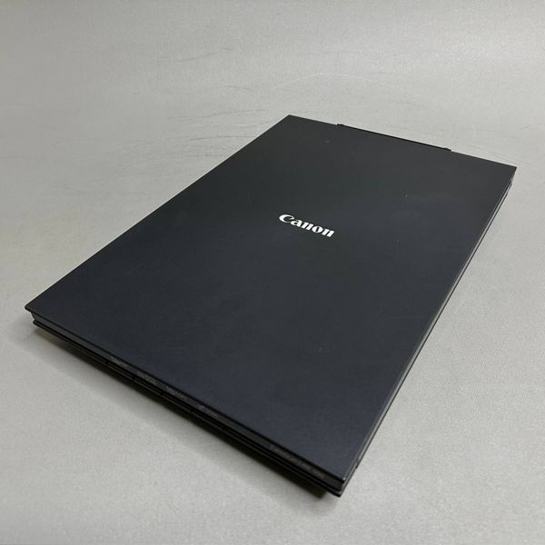 Планшетный сканер Canon CanoScan LiDE 300