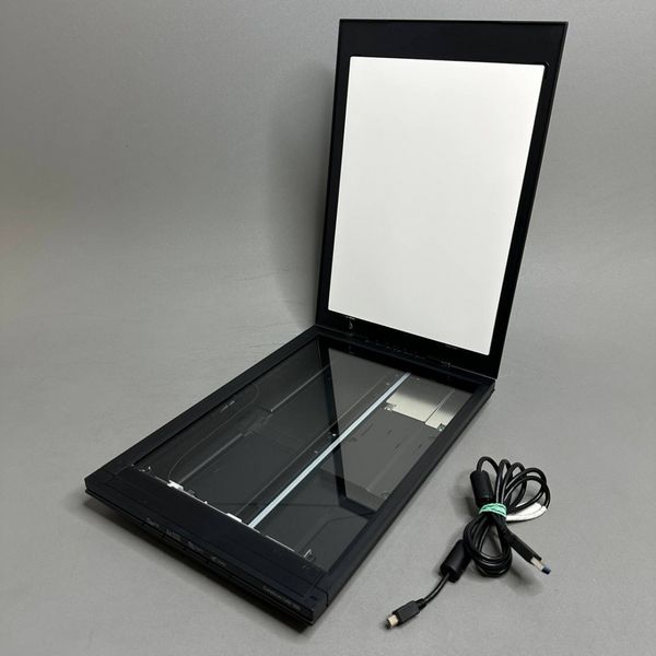 Планшетный сканер Canon CanoScan LiDE 300