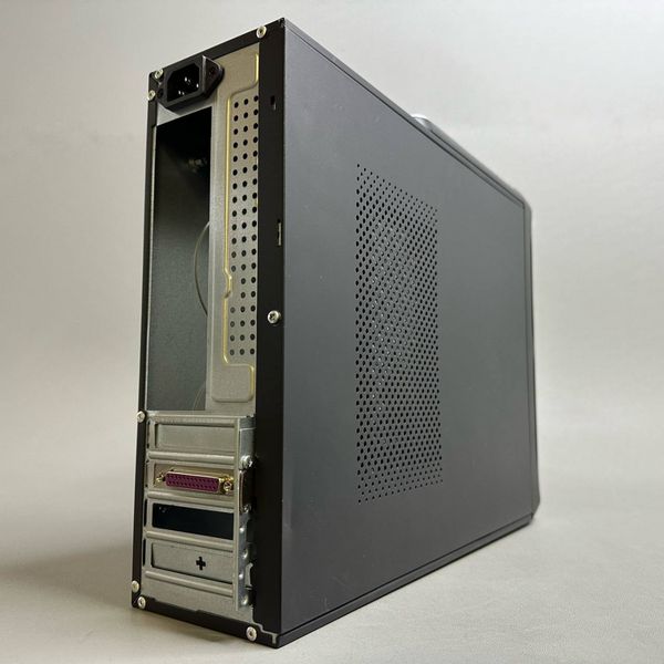 Корпус PowerCool Slim V5 без БП черный