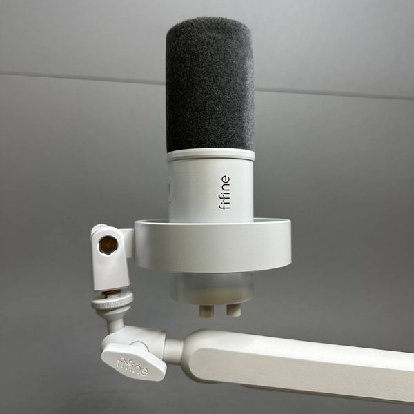 Микрофонный комплект Fifine T688 белый