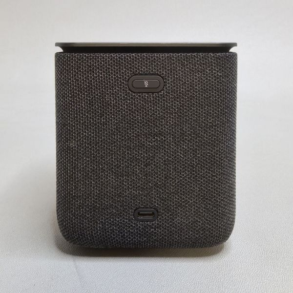 Умная колонка Яндекс Станция Миди с Алисой на YaGPT, с Zigbee, черный