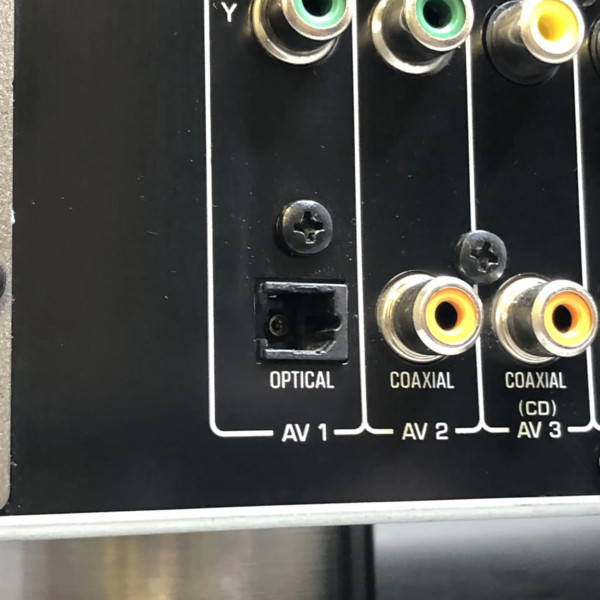 Ресивер Yamaha RX-V667