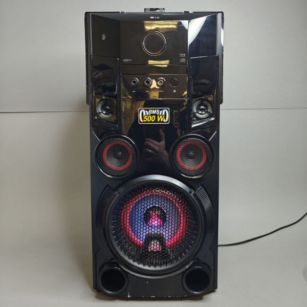 Музыкальный центр LG OM6560, 500Вт, с караоке, Bluetooth, FM, USB, CD, черный