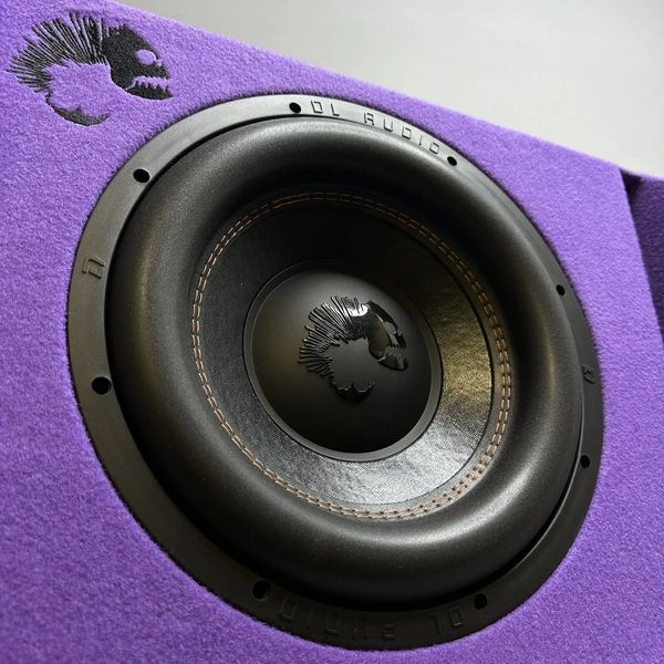 Активный сабвуфер DL Audio Piranha 12A Purple V.2