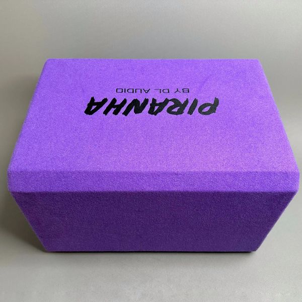 Активный сабвуфер DL Audio Piranha 12A Purple V.2
