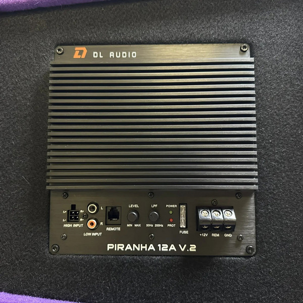 Активный сабвуфер DL Audio Piranha 12A Purple V.2