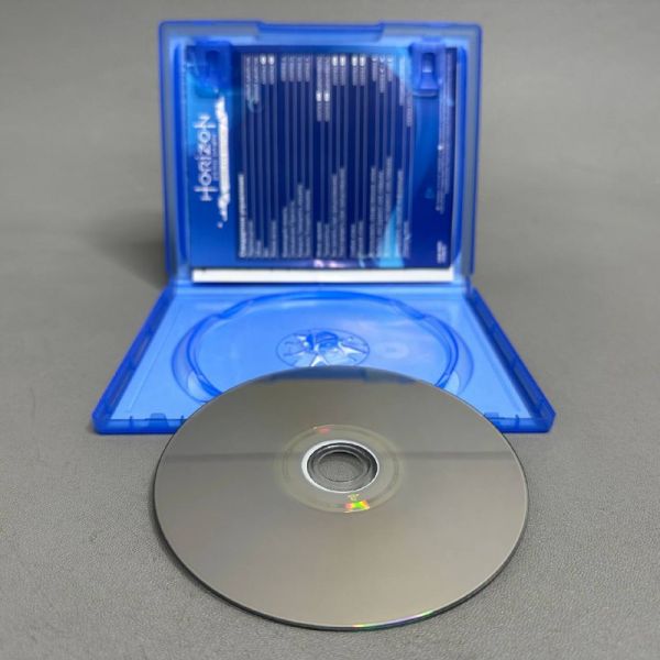 Игра Horizon Zero Dawn Complete Edition для PS4 (русский язык), диск