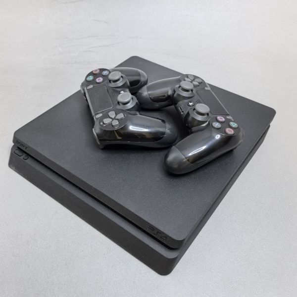 Игровая приставка Sony PlayStation 4 Slim 500 ГБ HDD, без игр, черный + 2 геймпада