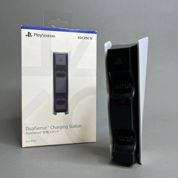 Зарядная станция PlayStation DualSense Charging Station