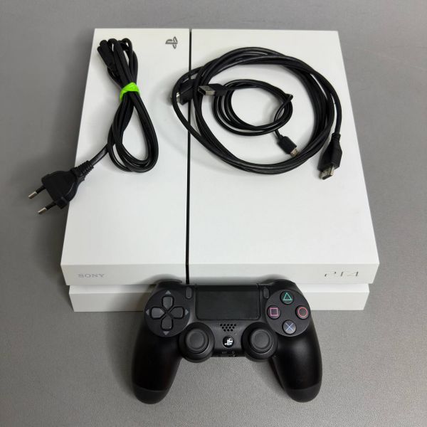 Игровая приставка Sony PlayStation 4 Fat 500gb, один геймпад, белый