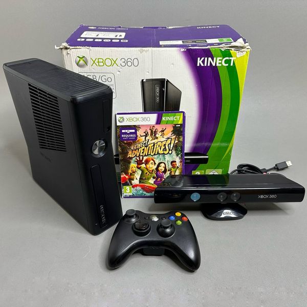 Игровая приставка Microsoft X-Box 360S 4Gb + Kinect, черный