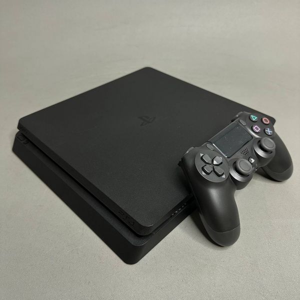 Игровая приставка Sony PlayStation 4 Slim 500 ГБ HDD, без игр, черная