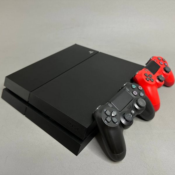 Игровая приставка Sony PlayStation 4 500 ГБ HDD, без игр, черная
