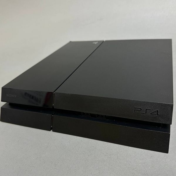 Игровая приставка Sony PlayStation 4 500 ГБ HDD, без игр, черная