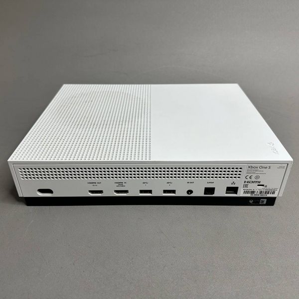 Игровая приставка Microsoft Xbox One S 1000 ГБ, белый