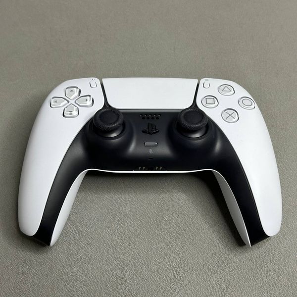 Беспроводной контроллер PlayStation 5 DualSense (CFI-ZCT2G) белый