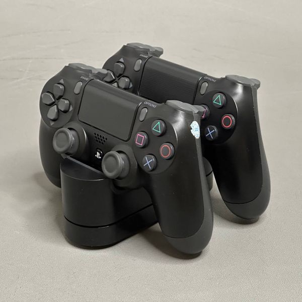 Зарядная станция Sony для DualShock 4 Charging Station (CUH-ZDC1) Playstation 4