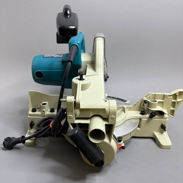 Торцовочная пила Makita LS1040F