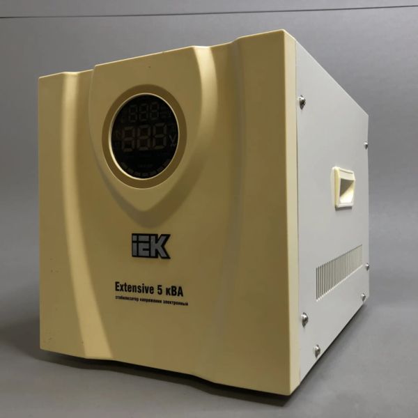 Стабилизатор напряжения IEK Extensive 5 кВА