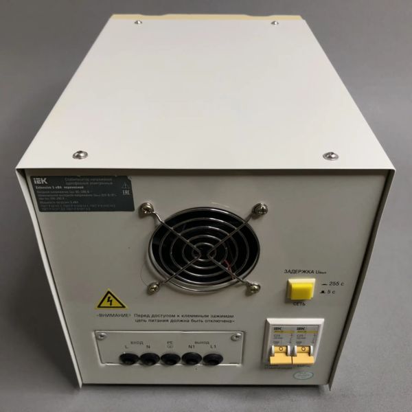 Стабилизатор напряжения IEK Extensive 5 кВА