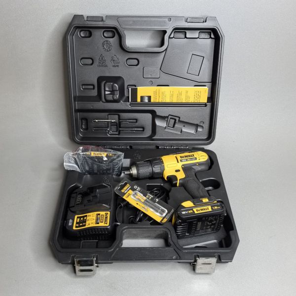 Аккумуляторная дрель-шуруповерт Dewalt DCD771S2