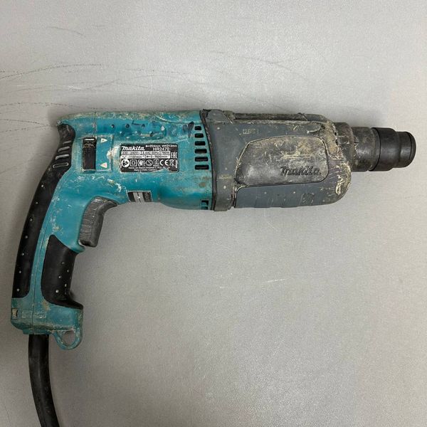 Перфоратор Makita HR2470