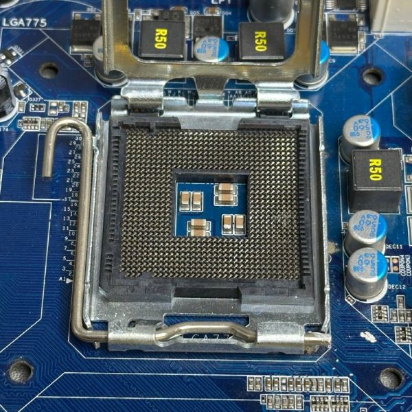 Материнская плата Gigabyte GA-G31M-ES2C (rev.1.1)