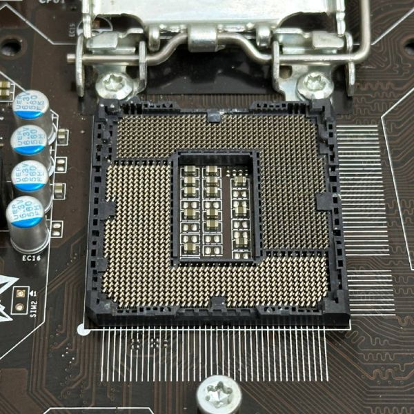 Материнская плата MSI H81M-P33 LGA1150