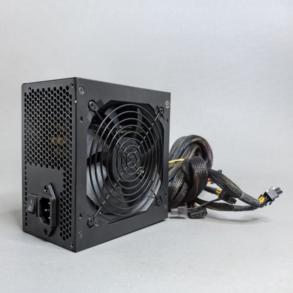 Блок питания 700W Aerocool KCAS-700W PLUS