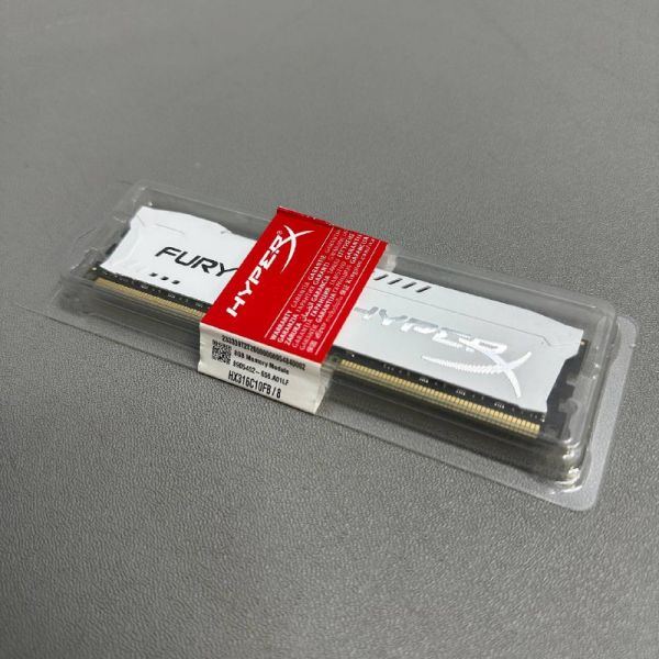 Оперативная память Kingston HyperX FURY White Series 8 ГБ DIMM CL10 (HX316C10FB/8)