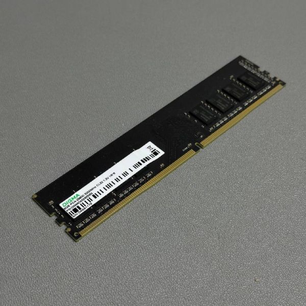 Оперативная память DIGMA DDR4 8Gb 3200MHz DGMAD43200008S RTL PC4-25600 CL22 DIMM 288-pin 1.2В single rank, OEM