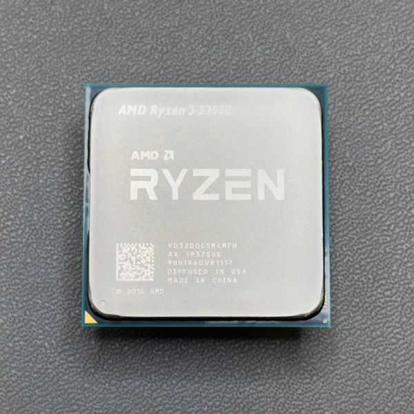 Процессор AMD Ryzen 3 3200G OEM