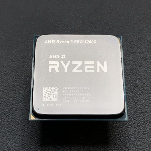 Процессор AMD Ryzen 3 PRO 3200G AM4