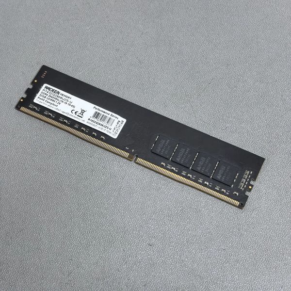 Оперативная память AMD Radeon R7 Performance Series 32 ГБ DIMM DDR4 2666 МГц, R7432G2606U2S-U