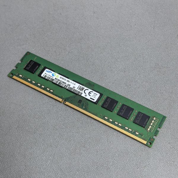 Оперативная память Samsung 8 ГБ DDR3 1600 МГц DIMM 2Rx8 CL 11 (M378B1G73BH0-CKO)
