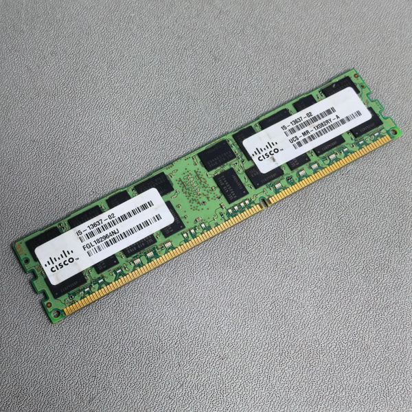 Серверная оперативная память Samsung DDR3 8Gb 1600Mhz