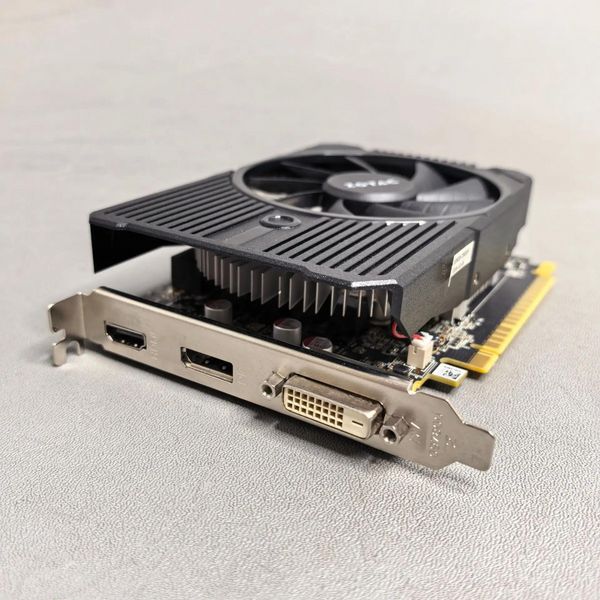 Видеокарта Zotac GeForce GTX 1050 2048MB 128bit PCI-E GDDR5