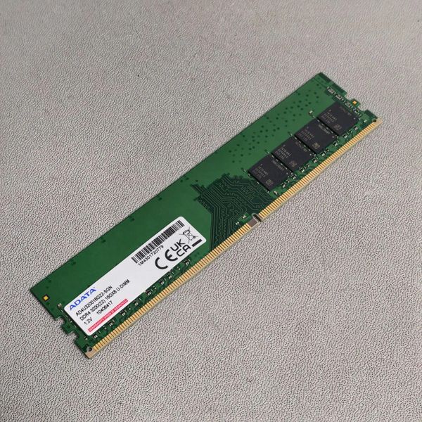Оперативная память ADATA 16Gb DDR4 3200Mhz (AD4U320016G22-SGN)