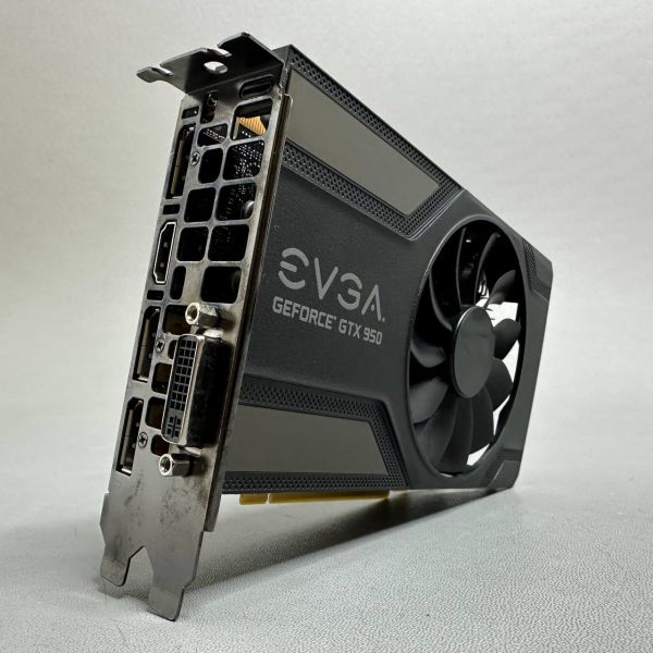 Видеокарта EVGA GeForce GTX 950 (02G-P4-2951-KR) 1152MHz PCI-E 3.0 2048MB 6610MHz 128 bit DVI,HDMI,3xDispayPort