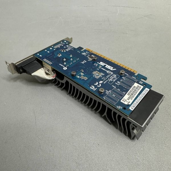 Видеокарта ASUS GeForce GT 520 810Mhz PCI-E 2.0 1024Mb 1200Mhz 64 bit DVI HDMI HDCP Silent