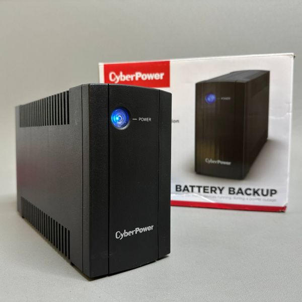 Источник бесперебойного питания Cyberpower UTC650E